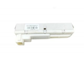 Дисплей 50513905, 301002223 Alfa Romeo Giulietta