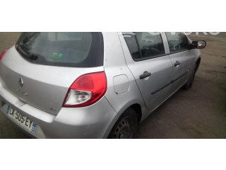 Ручка стеклоочистителей 8201590631 Renault Clio III