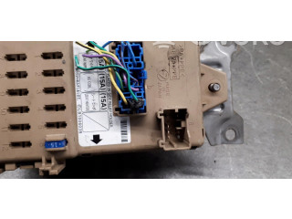 Pojistková skříňka jb200400 KIA Carnival 2010