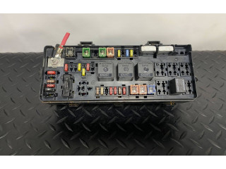 Блок предохранителей  16238   Jeep Patriot    