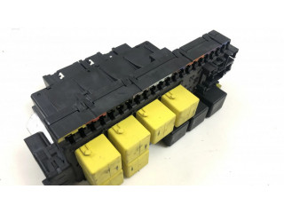 Pojistková skříňka 05045117, A2305454632 Mercedes-Benz SL R230 2002