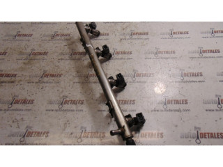 Топливная рампа A1660700295 Mercedes-Benz A W168 1.4