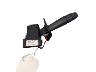 Ручка поворотов/ фонарей Dacia Sandero  2008 - 2012 года 6001551361      