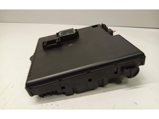 Блок предохранителей 30728512, 28017881   Volvo XC90    