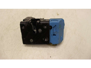 Pojistková skříňka Двигатель центрально замка 30663042   Volvo XC90 2004