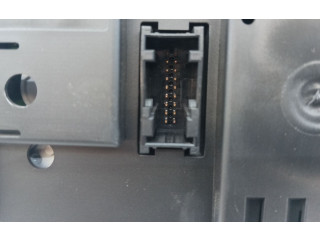 Přístrojová deska BMW X1 E84 2013 225944311, 381032227