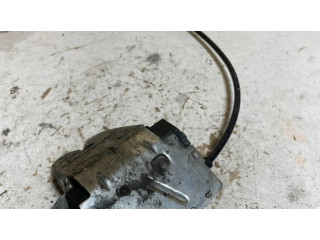 Замок задней крышки