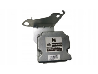 Блок управления коробкой передач 310369U10A   Nissan Note (E11)