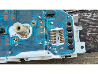 Přístrojová deska  Mitsubishi Colt 1990 MB522785  