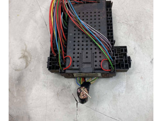 Блок предохранителей  8676284, 8645716   Volvo V70    