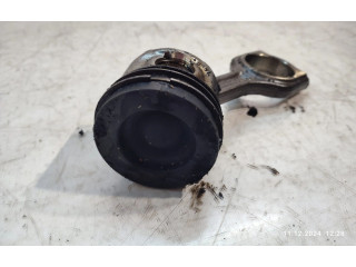  Поршень с шатуном DV6C   Peugeot 5008  