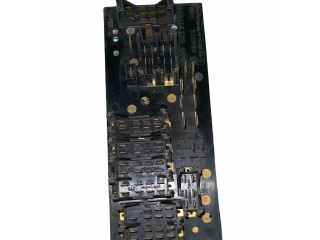 Блок предохранителей 443941822   Volkswagen Jetta I    