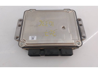 Блок управления двигателя 9661377280, E3-B2-44-4 Peugeot 307