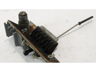 Ручка задней крышки