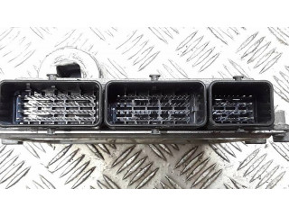 Блок управления двигателя 237103008R   Dacia Logan II