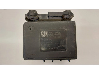 Блок АБС 5Q0907379S, 5Q0614517R Volkswagen Golf VII 2013-2019 года