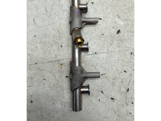 Vstřikovací lišta 06E130090AJ   Audi Q7 4M     