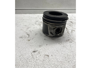  Поршень  86L77  Nissan X-Trail T30 для дизельного двигателя 