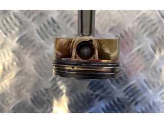 Поршень 326368 Maserati Levante