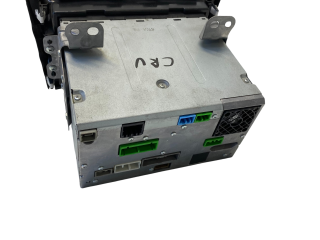 Радио/ проигрыватель CD/DVD / навигация