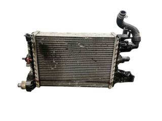 Интеркулер 214106421R Dacia Duster II