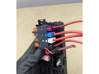 Блок предохранителей  2115452601   Mercedes-Benz ML W164    