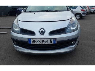 Блок предохранителей     Renault Clio III    