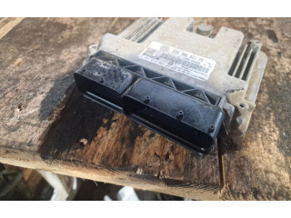 Řídící jednotka 03G906021HS Volkswagen Caddy 2007