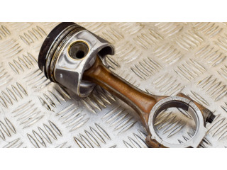 Píst 03L107065S Audi A6 S6 C7 4G pro naftový motor 2.0