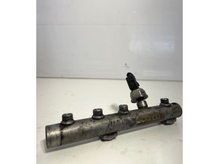 Топливная рампа 059130089AA   Audi A6 S6 C6 4F  