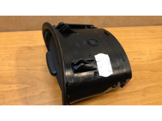 Боковая воздушная решётка