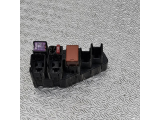 Блок предохранителей    Subaru Forester SJ    
