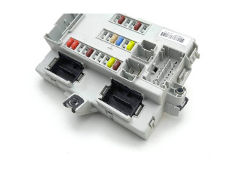 Блок предохранителей 68233380AC, 503441271211 Jeep Cherokee