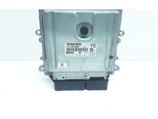 Блок управления двигателя 31303388, P31303388 Volvo V70
