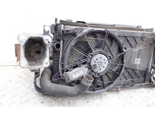 Комплект радиатора    Volvo  C30  2007 - 2010 года