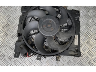 Электрический вентилятор радиаторов 13147279, 0130303302 Opel Astra H 2004