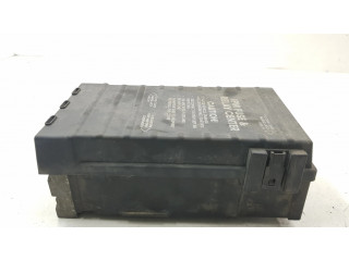 Pojistková skříňka 04869000AI, P04869200AK Chrysler Voyager 2001