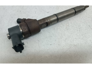 Vstřikovač 0445110223, 338002A120   KIA Cerato     