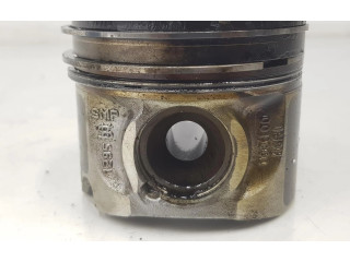 Píst 057107065CA Audi Q7 4M pro naftový motor 4.1