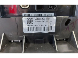 Дисплей    983812968001   Peugeot 2008 I