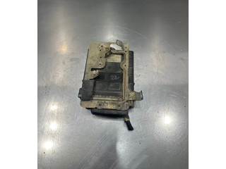 Блок управления двигателем Блок управления 037906025T, 00HC010943 Volkswagen Golf III