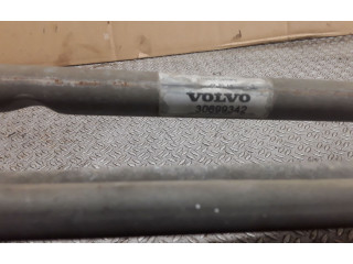 Генератор 30699342 Volvo V50