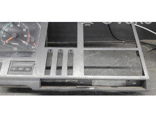 Přístrojová deska Renault 25 1988