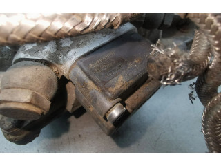 Топливная рампа 0438121011, 026133353 Audi 80 90 B3