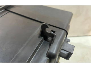 Блок предохранителей MB100200B, 82241FJ010 Subaru XV