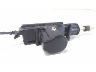 Двигатель центрально замка