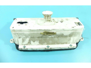 Přístrojová deska Volkswagen PASSAT B3 1991 81117657, IMPRK1352167