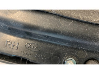 Задний фонарь правый сзади 92404A4    KIA Carens III   2013-2019 года