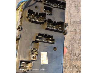 Ящик предохранителей (комплект) 8260097405 Daihatsu YRV