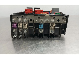 Блок предохранителей 1K0937124H Audi A3 S3 8P